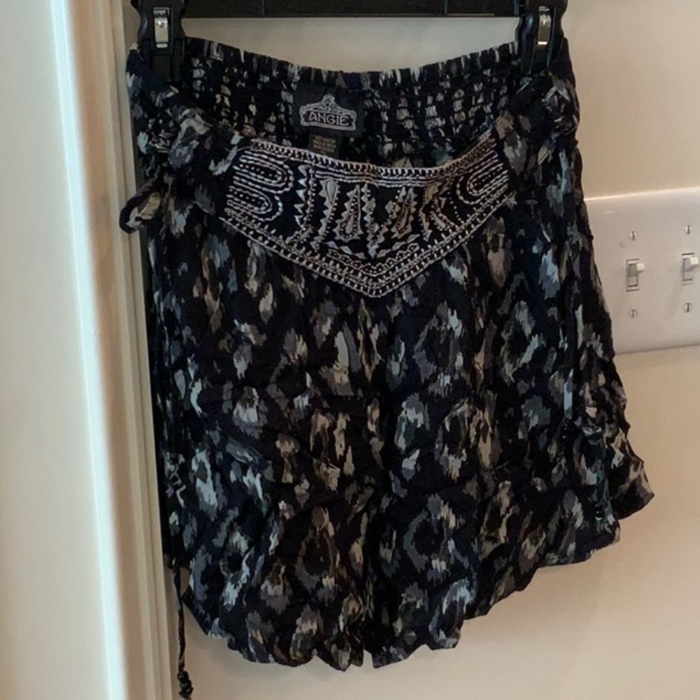 Flowy Leopard Fashion Shorts (S)